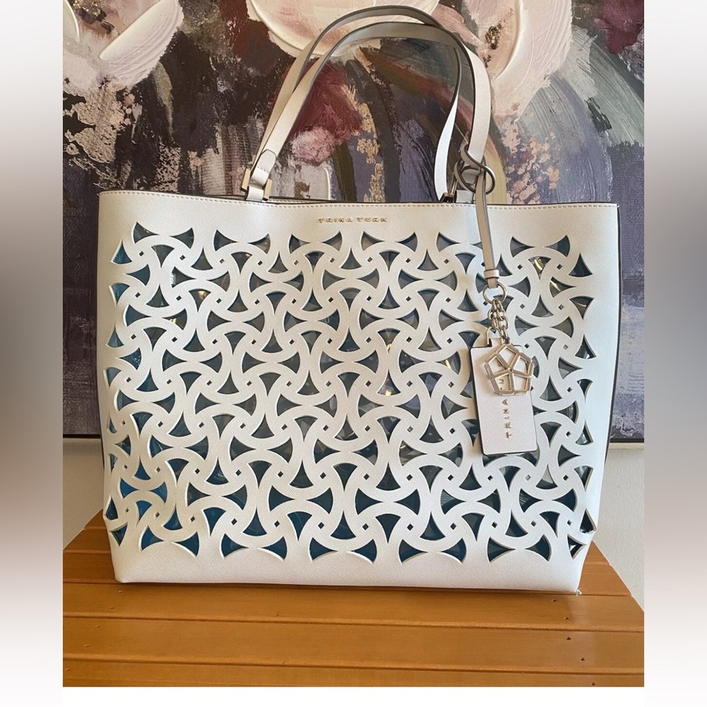Trina Turk beach bag tote